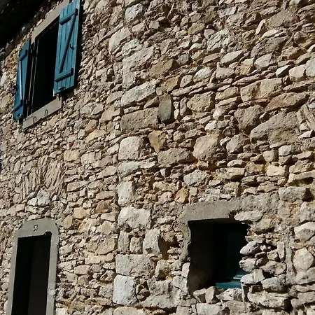 Au Coeur Du Village Aragon